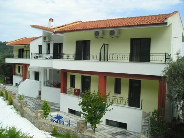 Golden Beach Inn Chrysi Ammoudia Exterior photo