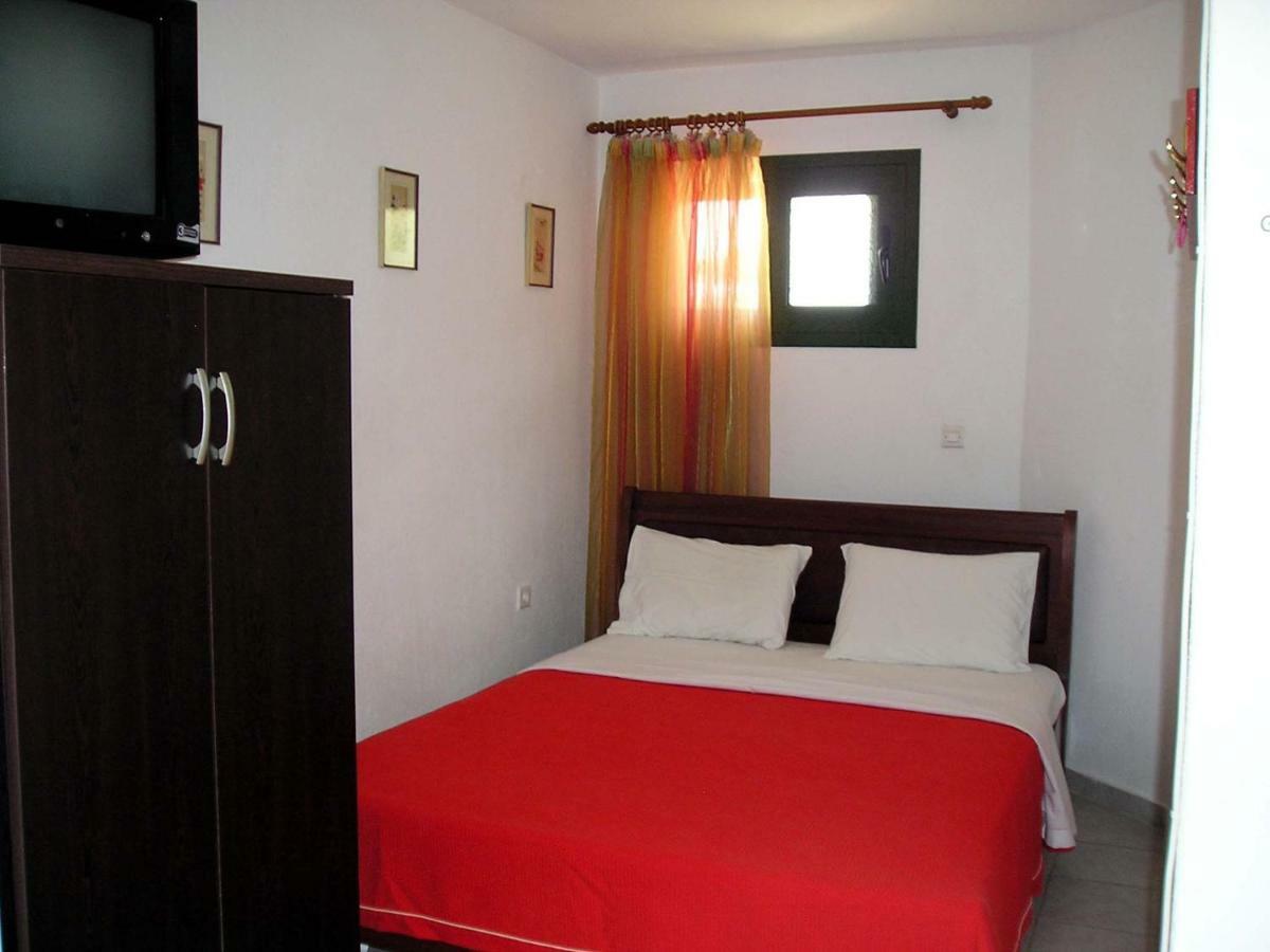 Golden Beach Inn Chrysi Ammoudia Exterior photo